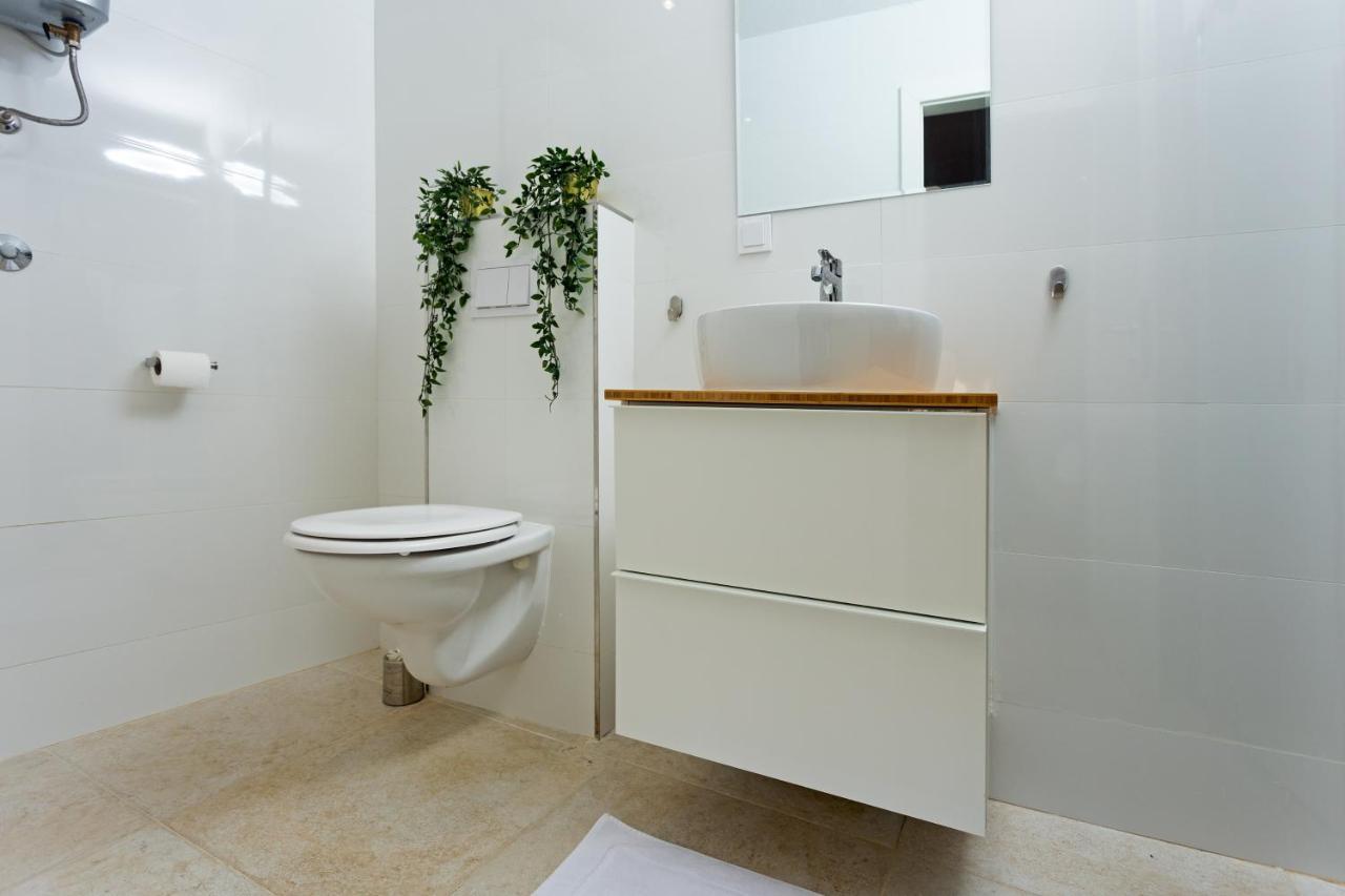 Apartment And Studios Happy Place Hvar Town Exterior photo