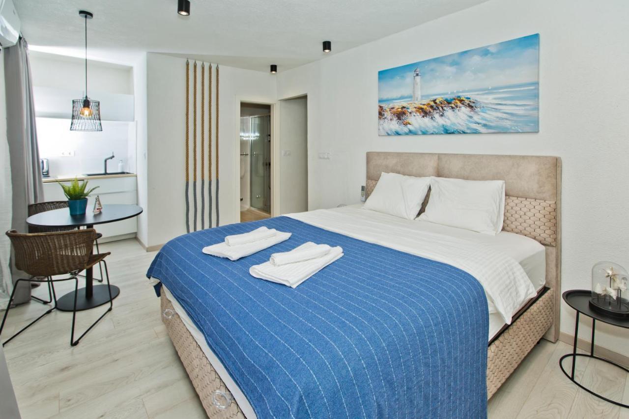 Apartment And Studios Happy Place Hvar Town Exterior photo